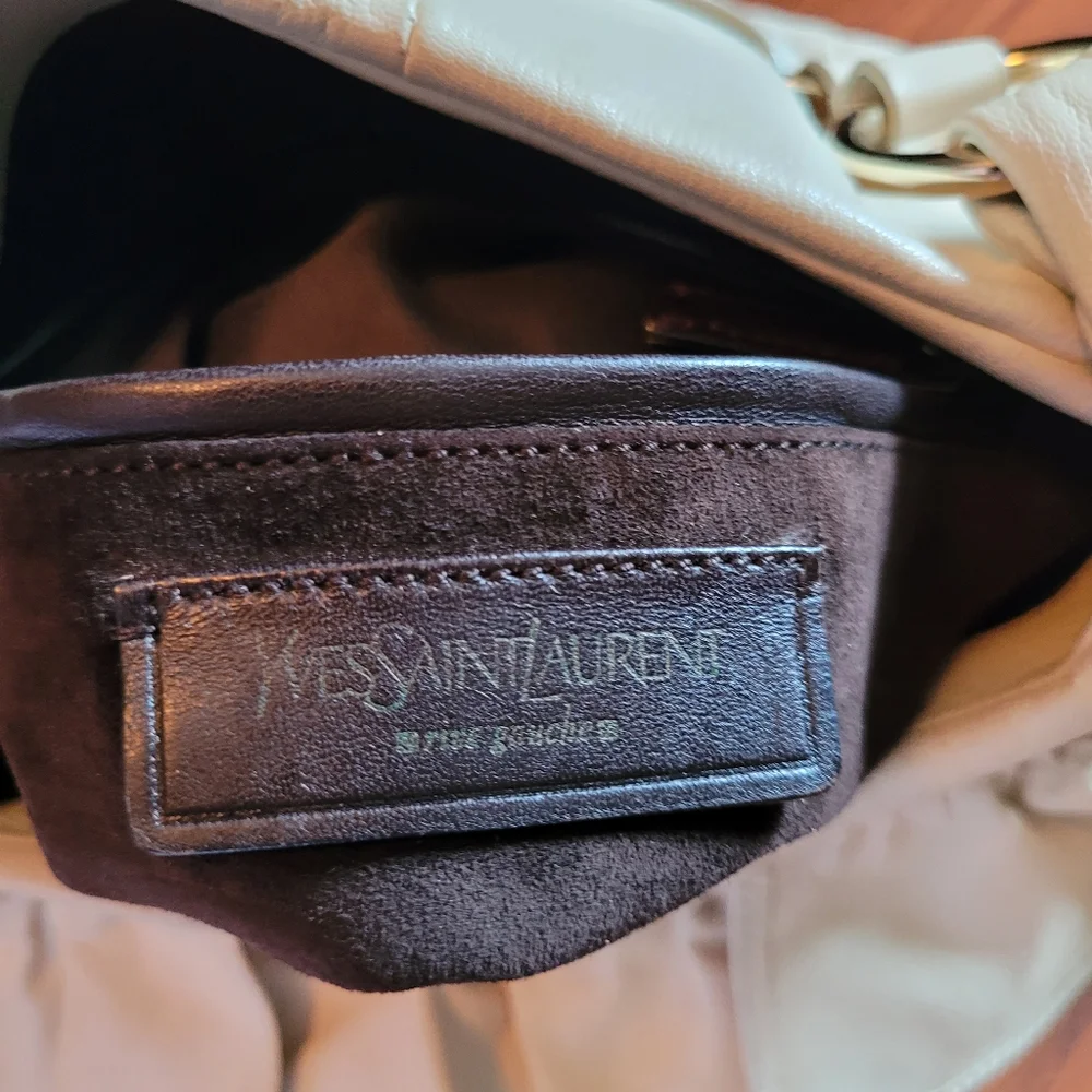 Saint Laurent Leather Shoulder Bag - Picture 4 of 8